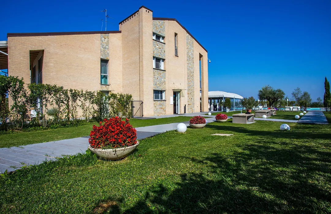 Gelso Bianco Country Resort-1